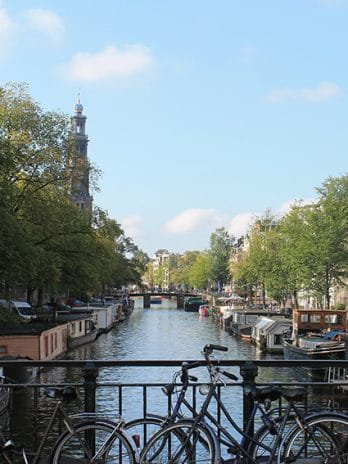 Fotobehang – 051.08 Amsterdamse gracht – Woonboten aan de Amstel