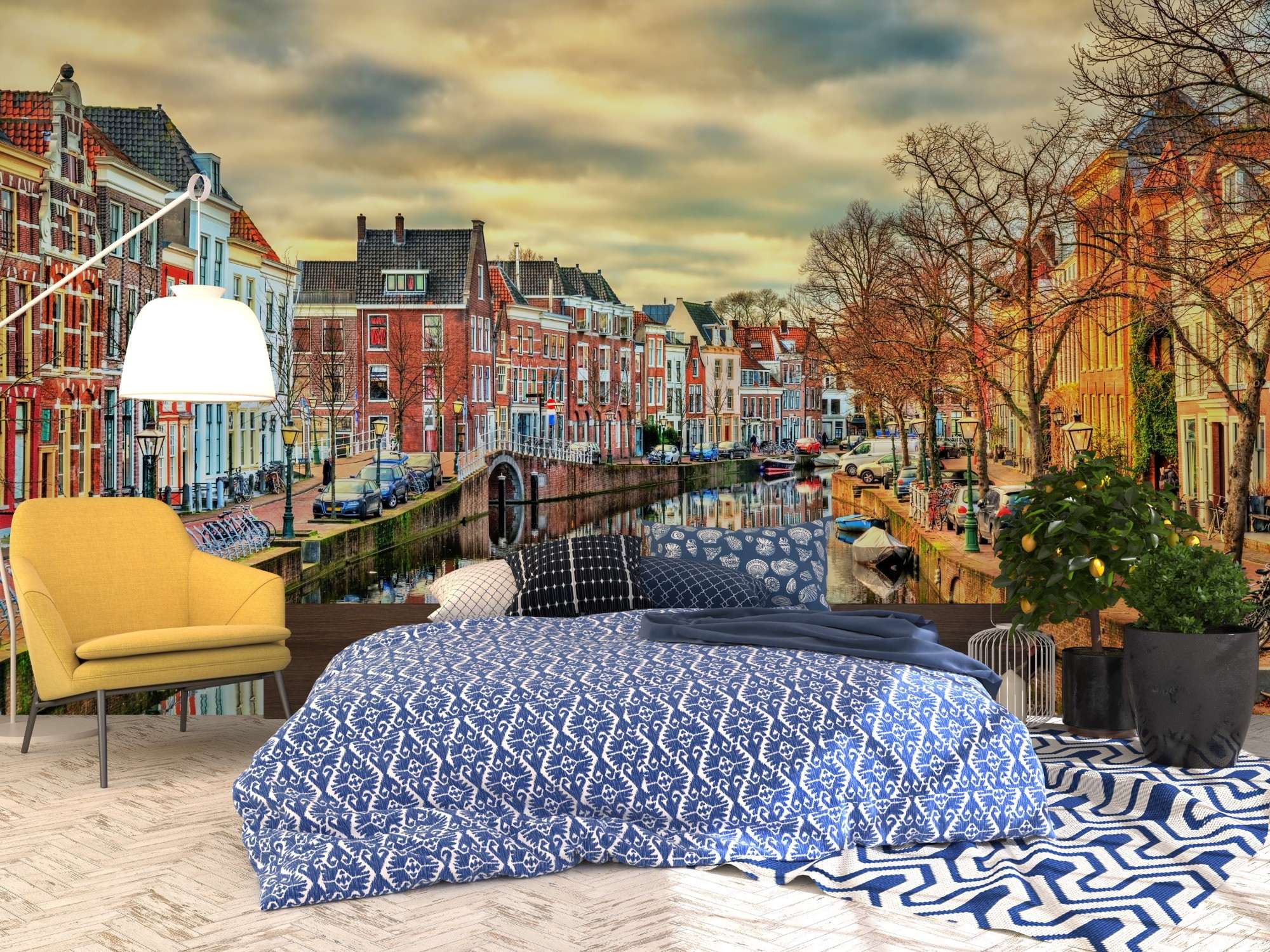 Amsterdam Gracht met Kleurrijke Gevels