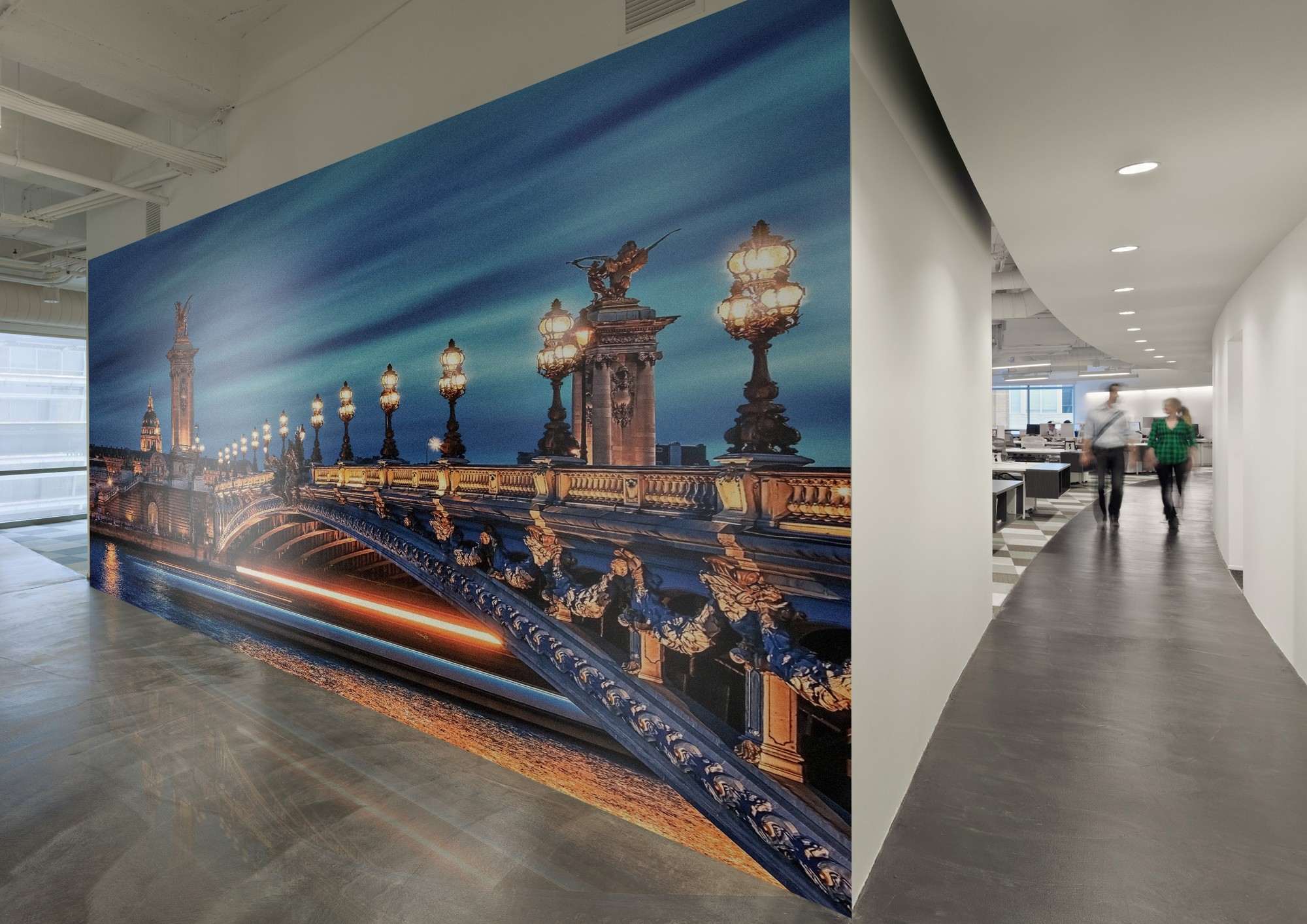 Pont Alexandre III bij Avond met Verlichting