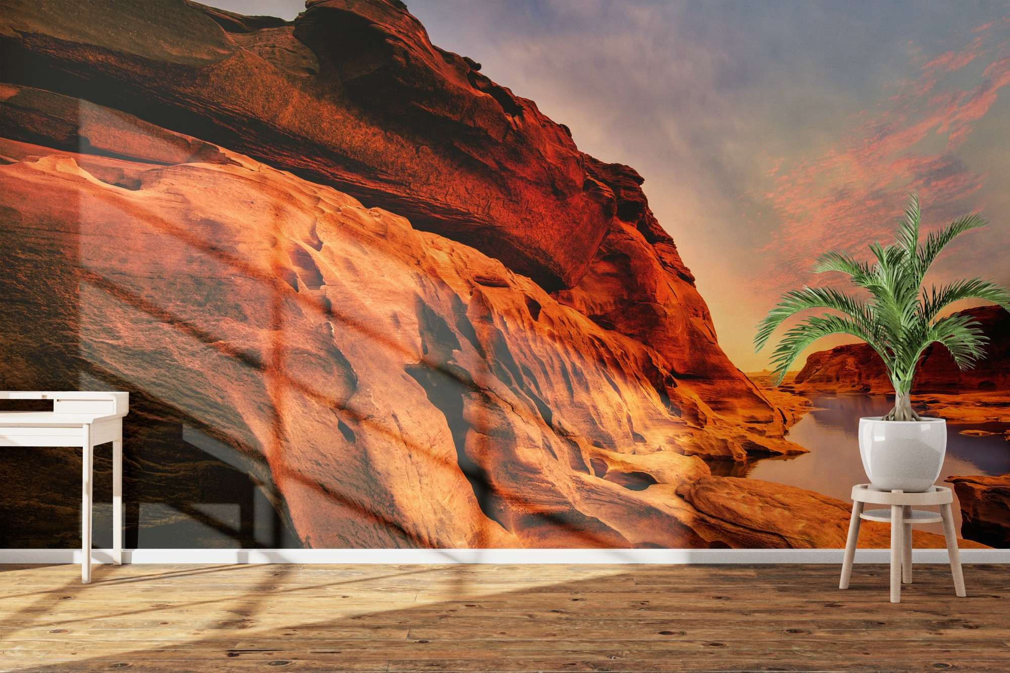 Rotsformaties langs Colorado River in Avondlicht