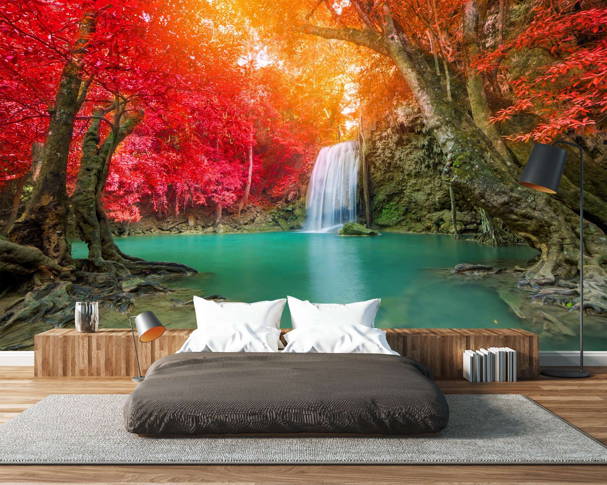 Turquoise Boswaterval met Herfstkleuren