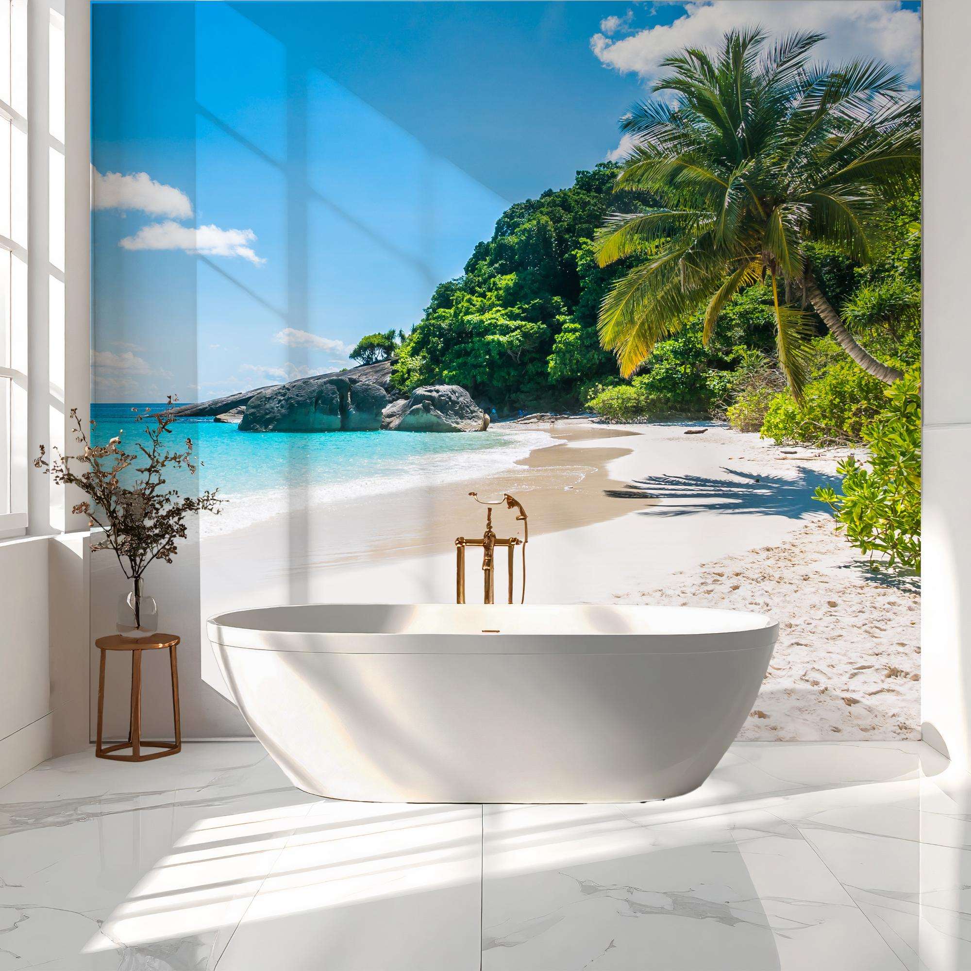 Tropisch Strand met Palmbomen en Turquoise Water