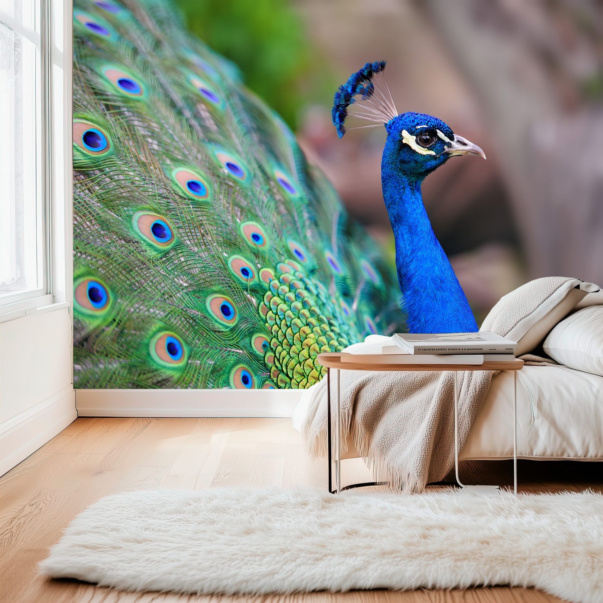 Fotobehang Blauwe Pauw met Groene Veren